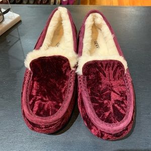 UGG Shoes - UGG loafer/slipper UGG Shoes - UGG loafer/slipper
